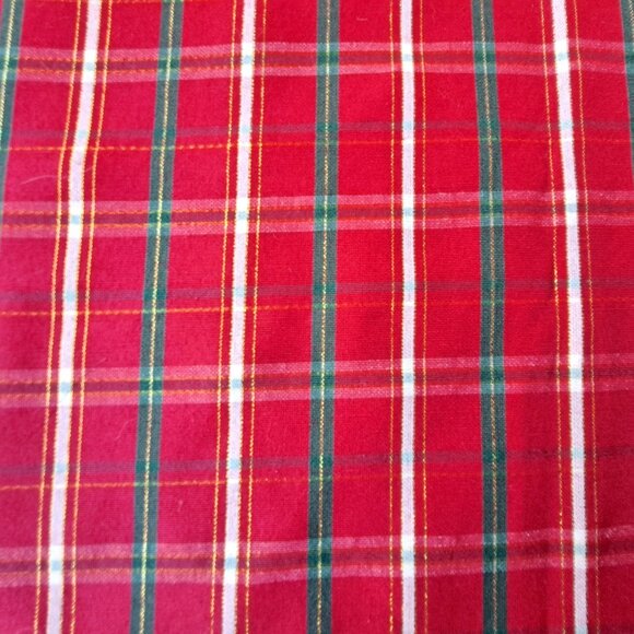 Dillards Red Green White Gold Plaid 116"x 58" Rectanglular Tablecloth Holiday - Picture 2 of 4